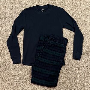 Hollister Navy Waffle-Knit Top with Dark Green & Navy Plaid Pants
